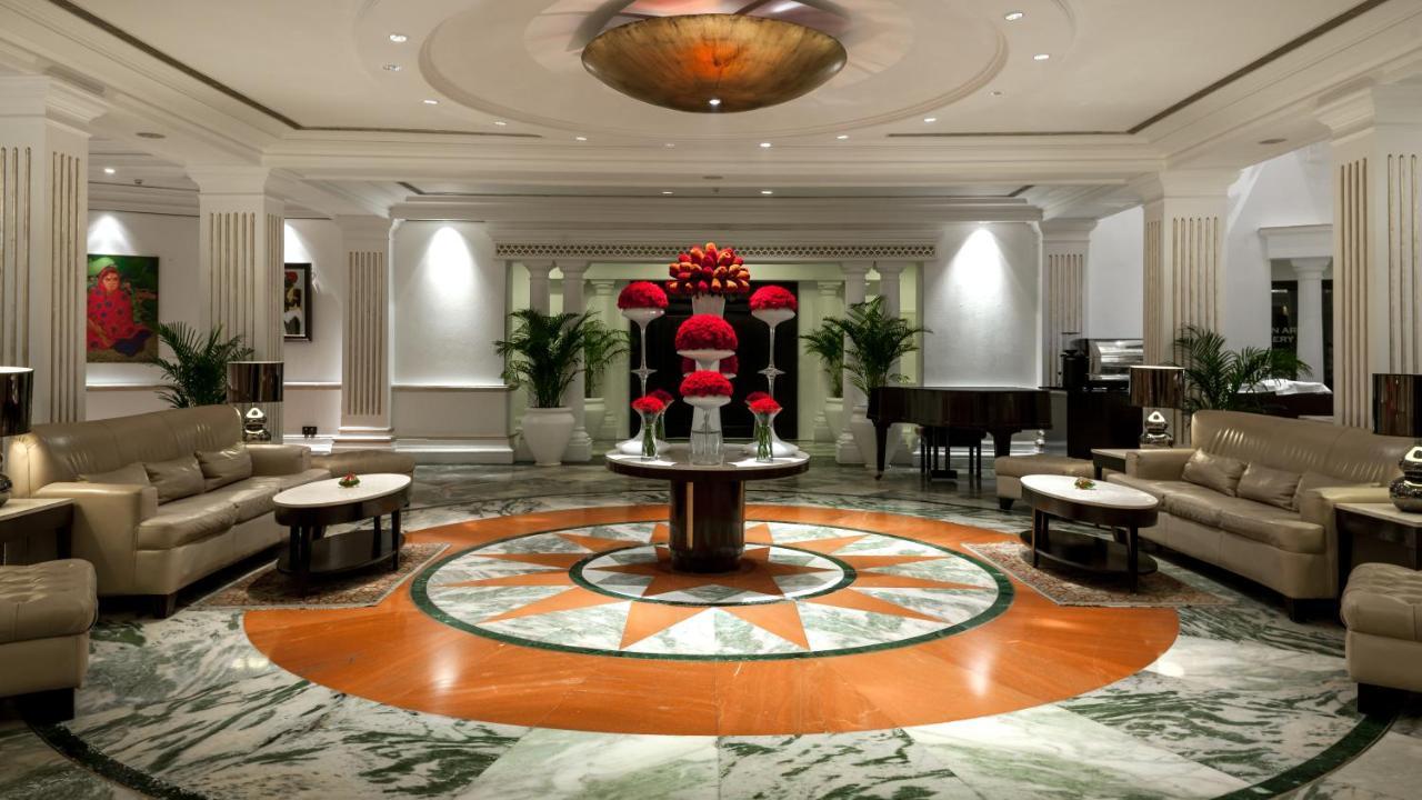 The Claridges New Delhi Hotel Exterior photo Lobby