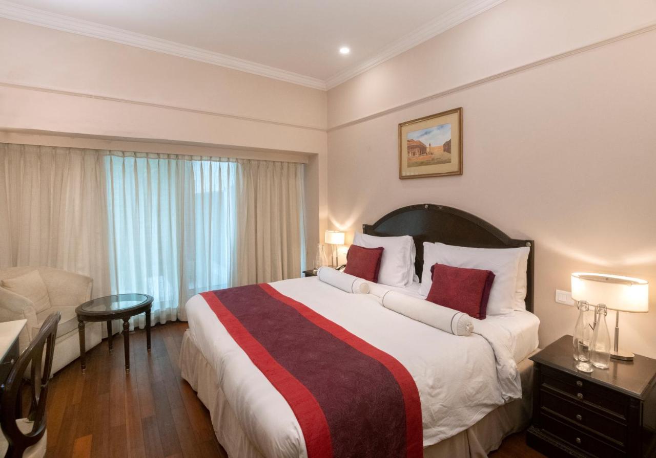 The Claridges New Delhi Hotel Exterior photo Deluxe Room